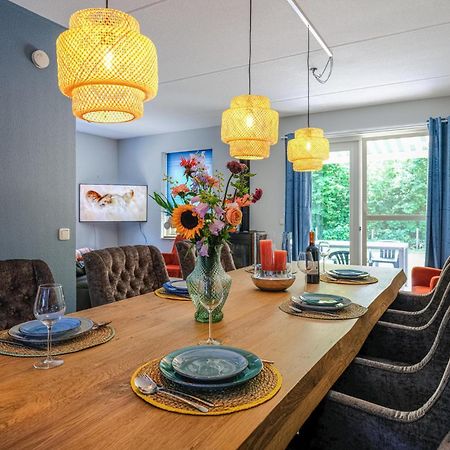 4 Bedroom Cozy Home In Zonnemaire Exteriér fotografie