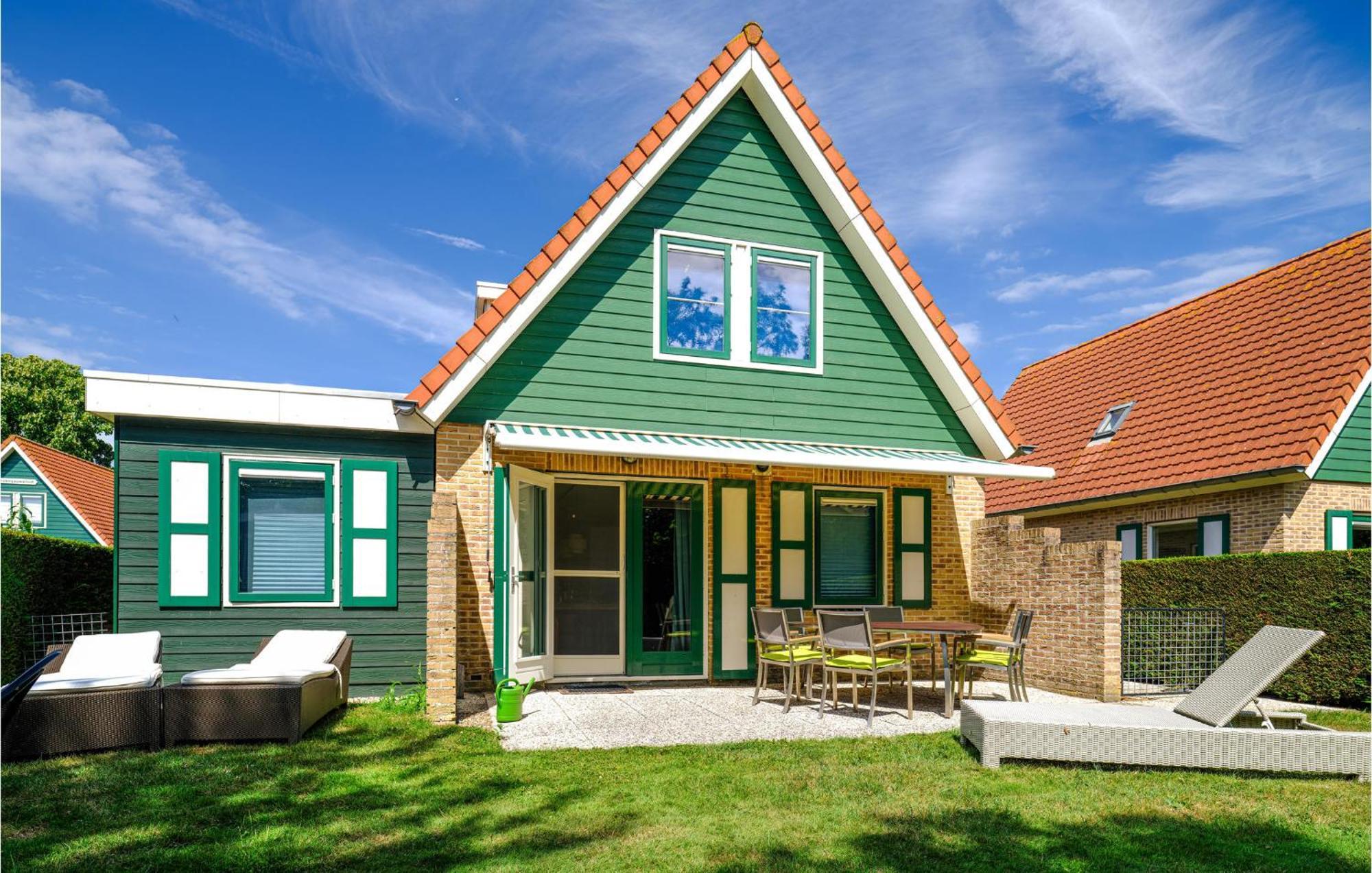 4 Bedroom Cozy Home In Zonnemaire Exteriér fotografie